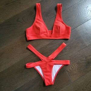 Cutout Red Bikini Swim Suit Set Ribbed Texture Womens M